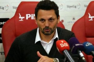 Erol Bulut: Burada Beşiktaş'a karşı kaybetmedik!