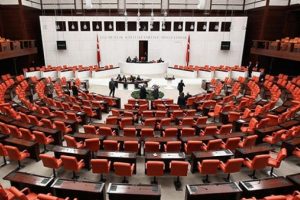 Meclis'te 23 Nisan oturumu ger&ccedil;ekleşiyor