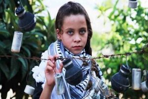12 yaşındaki &ccedil;ocuktan İsrail askerlerine: "İnsansınız ama insanlık yok sizde"