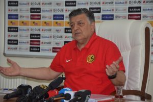 Yılmaz Vural'dan federasyona &ccedil;ağrı