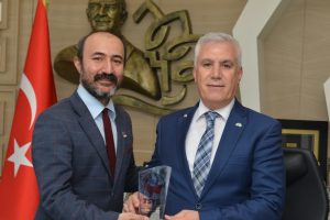 TSYD Bursa'dan Nilüfer Belediye Başkanı Bozbey'e ziyaret