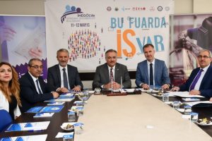 Bursa İstihdam Fuarı'nın imzaları atıldı