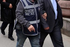 FET&Ouml;'n&uuml;n 'İzmir Adliyesi imamı' tutuklandı