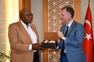 Bursa İneg&ouml;l mobilyası G&uuml;ney Afrika pazarında yerini alıyor
