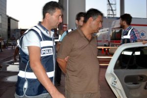 300 saniyelik g&ouml;r&uuml;şme boyunca sessiz kalmış