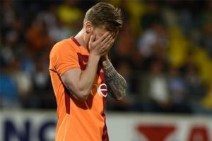 Galatasaray'da dikkat &ccedil;eken Serdar Aziz detayı