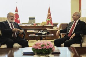 Karamollaoğlu'ndan Kılı&ccedil;daroğlu'na ziyaret