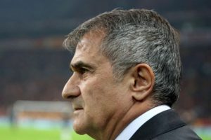 TT Stadyumu'nda Şenol G&uuml;neş s&uuml;rprizi!