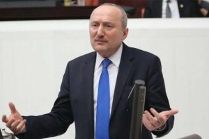 Bursa Milletvekili Ko&ccedil;demir, MHP'den istifa ederek İYİ Parti'ye ge&ccedil;ti