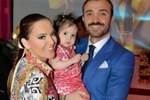 Demet Akalın, Hira'ya instagram hesabı a&ccedil;tı