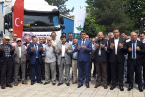 Bursa'dan Suriye'ye yardım tırları dualarla uğurlandı