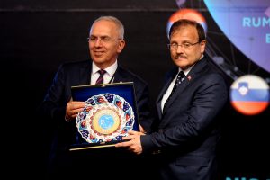 Başbakan Yardımcısı &Ccedil;avuşoğlu Bursa'da: "FET&Ouml;'c&uuml; ter&ouml;ristler Balkanlarda yuvalanmaya &ccedil;alışıyor"&nbsp;