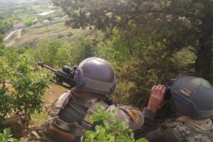 Diyarbakır'da ter&ouml;ristlere ait 8 sığınak yerle bir edildi