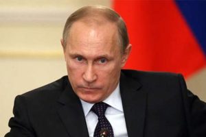 Putin kendi kendini azarladı!
