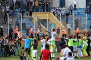 Adana Demirspor'da ligde kalmanın sevinci yaşandı