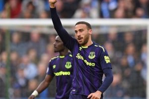 Cenk Tosun yine boş ge&ccedil;medi