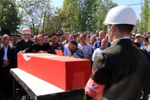 Şehit Yorulmaz son yolculuğuna uğurlandı
