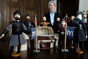 Tarihe mal olmuş isimlerin artık oyuncakları var