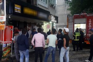 D&ouml;ner salonunda korkutan patlama!