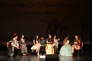 Bursa'da sanat dolu gece b&uuml;y&uuml;ledi