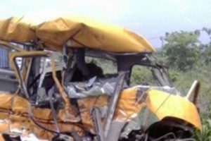 Nijerya'da trafik kazası: 12 &ouml;l&uuml;