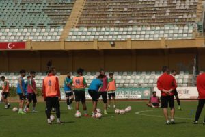 Kayseri Erciyesspor sahaya &ccedil;ıkmadı