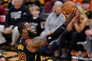 Cavaliers yarı finale y&uuml;kseldi