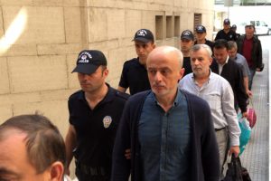 Bursa'da FETÖ'cü doktor ve yöneticilerin de aralarında bulunduğu 19 kişi adliyede!
