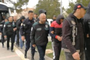 Jandarma karakoluna saldırıya 19 gözaltı