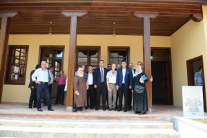 Millet Kıraathanesi Bursa'da açılıyor