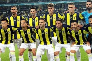 Fenerbahçe irtifa kaybetti