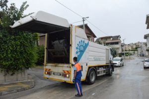 Bursa Nilüfer'de çöp konteyneri temizliği arttırıldı