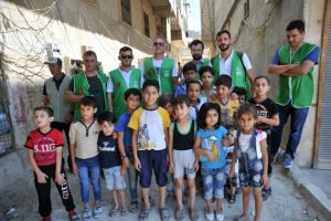 Bursalı mobilyacılardan Suriye'deki savaş mağdurlarına yardım