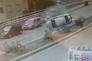 Korkunç kaza! Şoför camdan fırladı