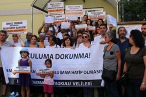 CHP'li Kaboğlu: İsmail Tarman Ortaokulu'nun imam hatip olması kararı iptal edildi