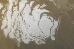 Mars'ta buz yüzeyin altında göl bulundu