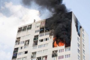 Paris banliyösünde yangın: 4 ölü, 9 yaralı