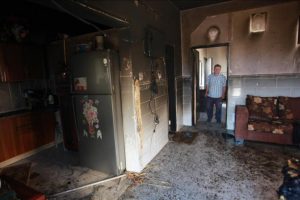 Yahudi yerleşimciler Batı Şeria'da Filistinlilere ait evi ateşe verdi