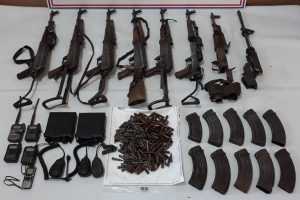 Tunceli'de çok sayıda silah ve mühimmat ele geçirildi