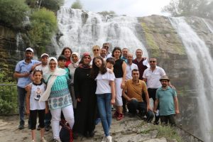 Tortum Şelalesi'ne turist akını