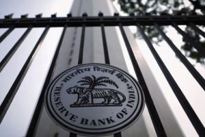 Hindistan Merkez Bankası art arda 2. kez faiz artırdı