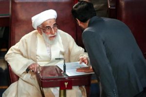 Anayasayı Koruyucular Konseyi'nden Ruhani hükümetine eleştiri