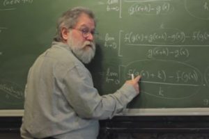 'Matematik eğitiminin Nobeli'nin sahibi Ali Nesin oldu