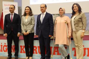 Bursa'da kadınlar girişimciliğin geleceğini konuştu
