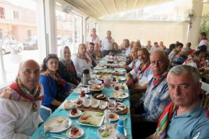 Bursa Mudanya Yörük Türkmen Derneği kahvaltıda buluştu