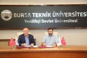 Bursa'da ortalamayı tutturan öğrencilere burslu eğitim