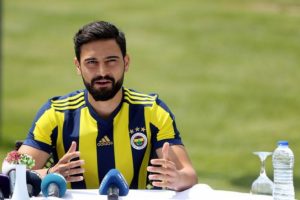 Fenerbahçe'de Ekici sürprizi