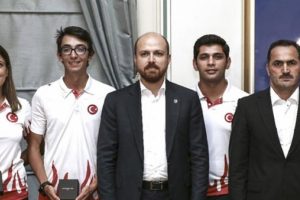 Bilal Erdoğan: Türkiye 2024'te okçuluk sporunda zirveye oynayacak