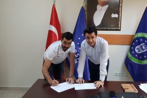 Bursa Büyükşehir Belediyespor'dan bir transfer daha