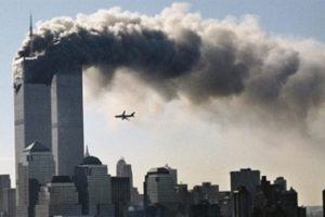 "ABD'deki iç gerilim böyle devam edecek olursa 11 Eylül'ün uzak ihtimal olmadığını da görmek gerekir"